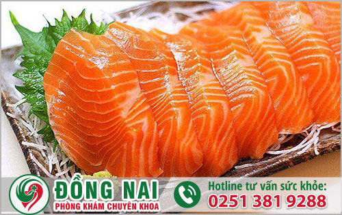 Cá hồi là nguồn cung cấp Omega-3 và DHA dồi dào