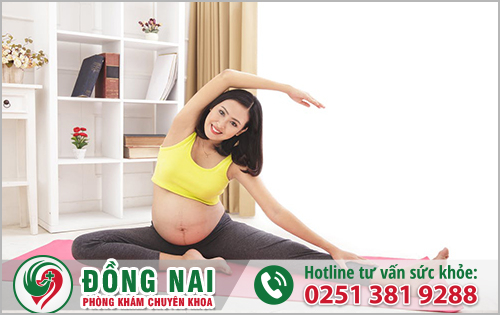 Bài tập duỗi chân nghiêng lườn